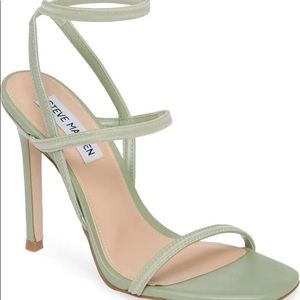 Steve Madden Nectur Sandal